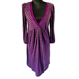 EUC Splendid dress sz L purple and heathered grey stripes. 3/4 sleeves deep V